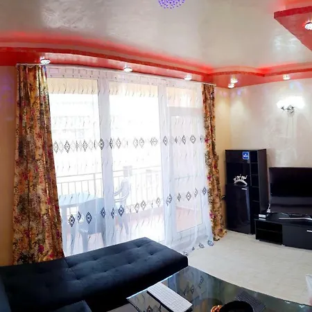 Pollo Mikosta * ساني بيتش