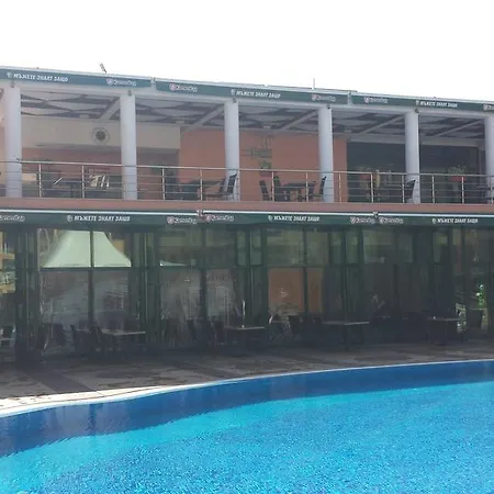 Pollo Mikosta Słoneczny Brzeg