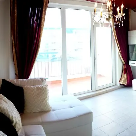 Pollo Mikosta Słoneczny Brzeg